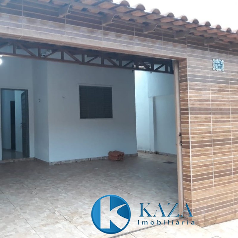 Casa à venda com 2 quartos, 64m² - Foto 3