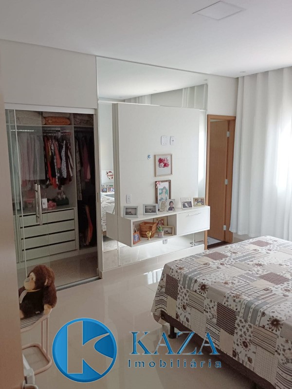 Casa à venda com 3 quartos, 210m² - Foto 8