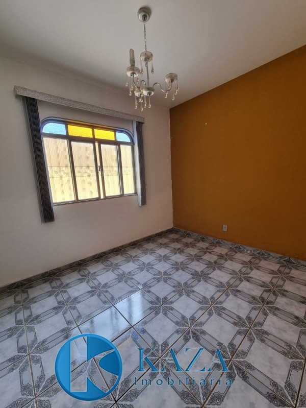 Casa à venda com 4 quartos, 270m² - Foto 8