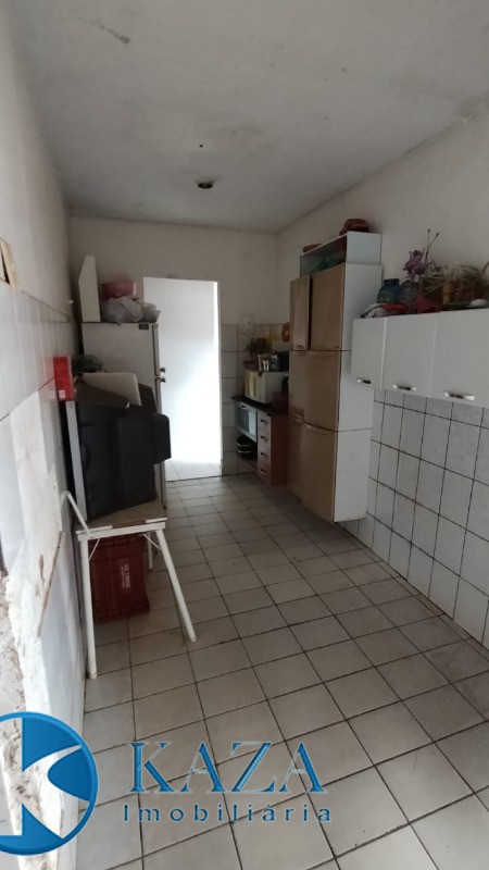 Casa à venda com 3 quartos, 264m² - Foto 3