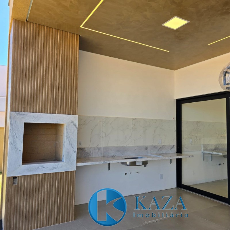 Casa à venda com 3 quartos, 220m² - Foto 14