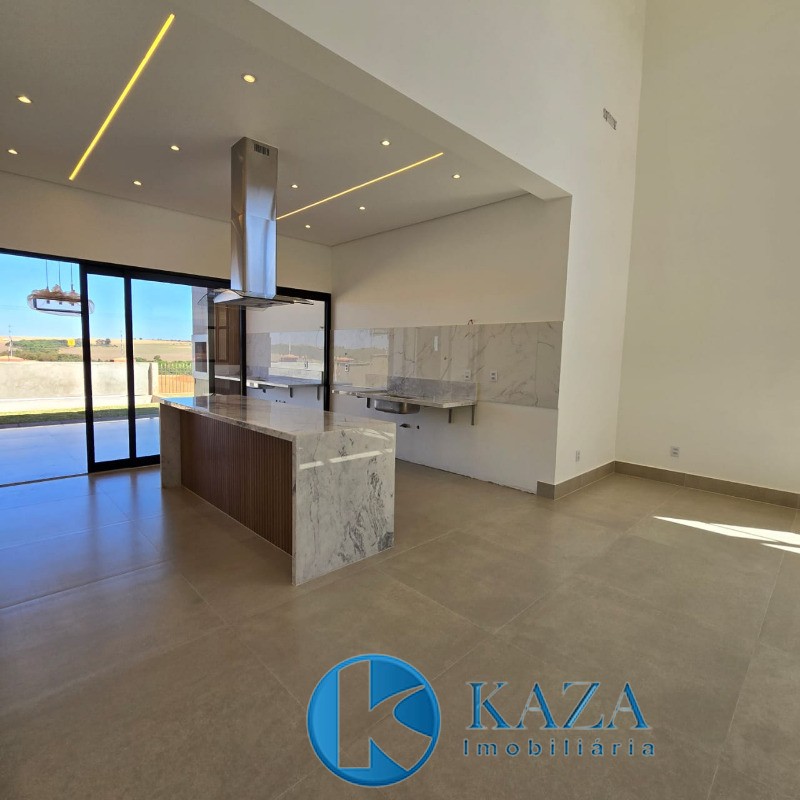 Casa à venda com 3 quartos, 220m² - Foto 11