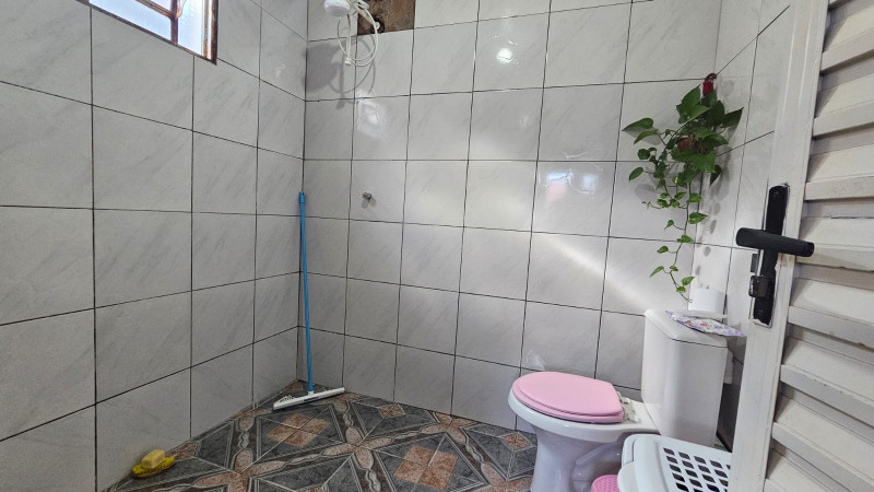 Casa à venda com 2 quartos, 300m² - Foto 11