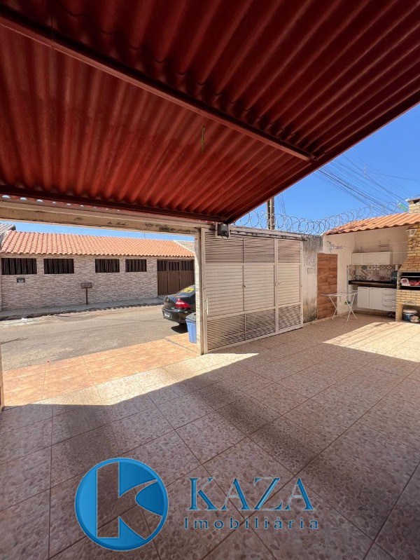 Casa à venda com 4 quartos, 160m² - Foto 16