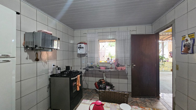 Casa à venda com 2 quartos, 300m² - Foto 12