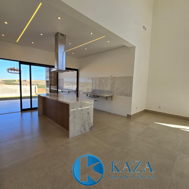 Casa à venda com 3 quartos, 220m² - Foto 12