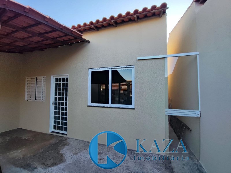 Casa à venda com 2 quartos, 42m² - Foto 2