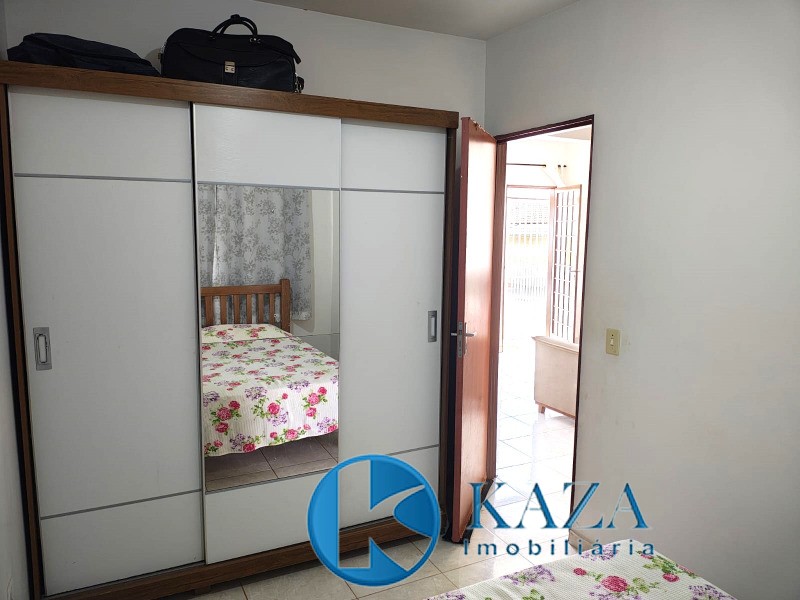 Casa à venda com 2 quartos, 91m² - Foto 9