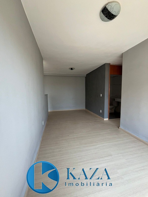 Apartamento à venda com 2 quartos, 55m² - Foto 3