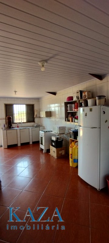 Casa à venda com 3 quartos, 210m² - Foto 13