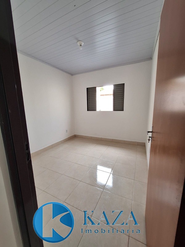 Casa à venda com 2 quartos, 47m² - Foto 12