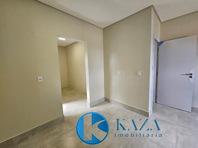 Casa à venda com 4 quartos, 250m² - Foto 12