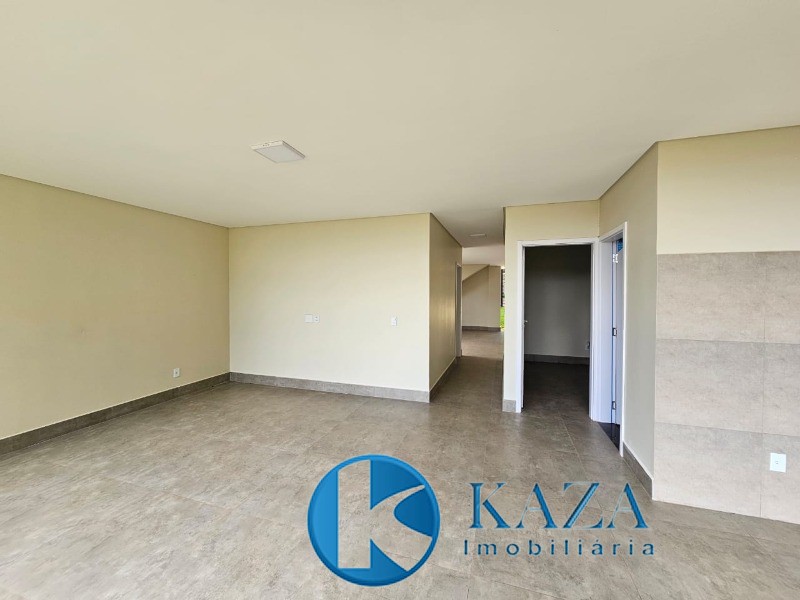 Casa à venda com 4 quartos, 250m² - Foto 18