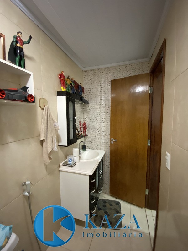 Casa à venda com 3 quartos, 380m² - Foto 14