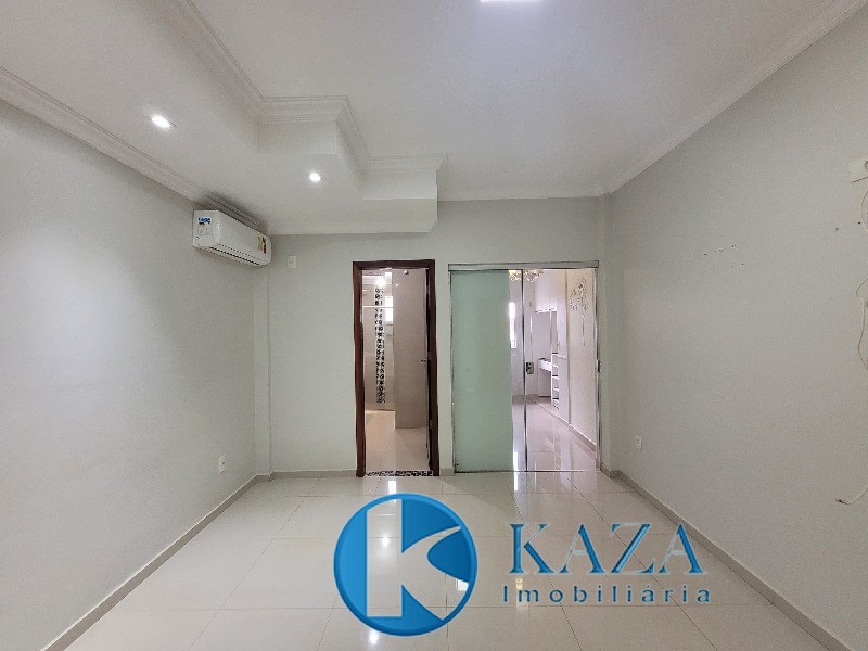 Casa à venda com 4 quartos, 250m² - Foto 20