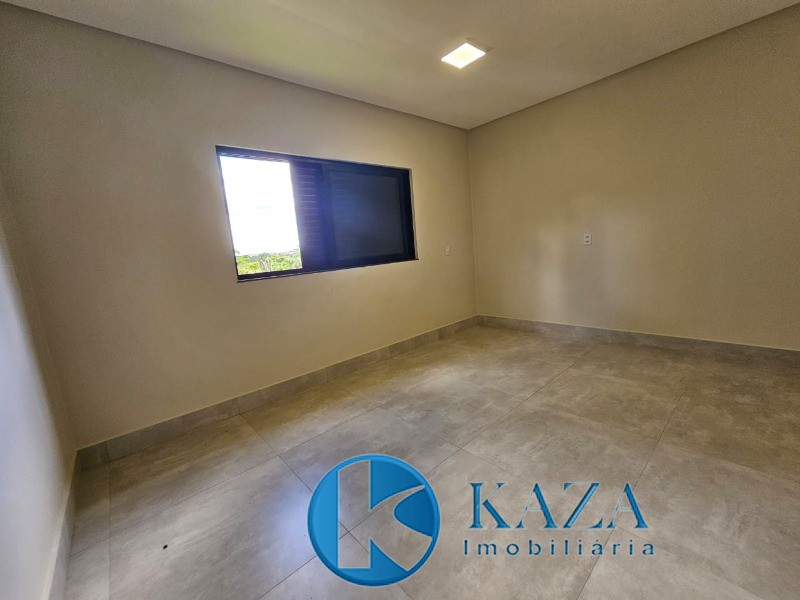 Casa à venda com 4 quartos, 250m² - Foto 13