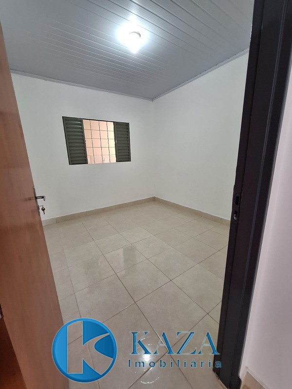 Casa à venda com 2 quartos, 47m² - Foto 11