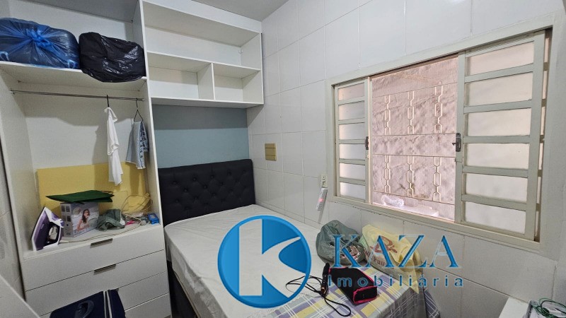 Casa à venda com 4 quartos, 100m² - Foto 14