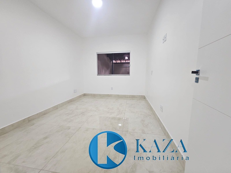 Casa à venda com 2 quartos, 80m² - Foto 15