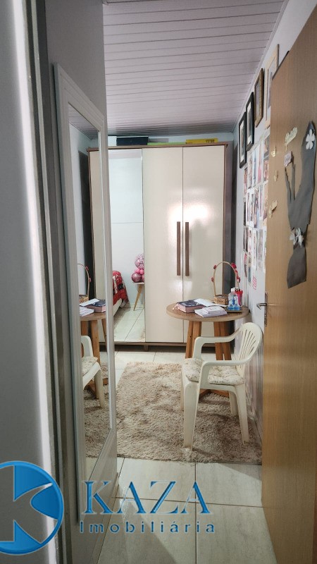 Casa à venda com 3 quartos, 52m² - Foto 17