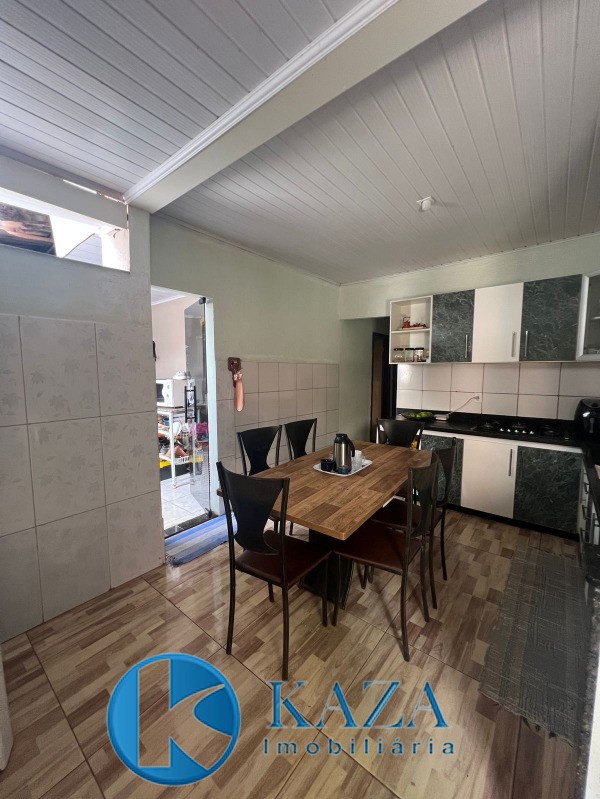 Casa, 3 quartos, 168 m² - Foto 2