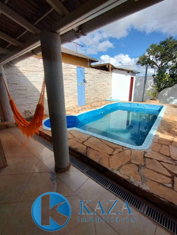 Casa, 4 quartos, 270 m² - Foto 1