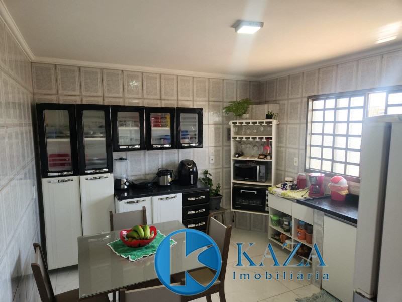 Casa, 2 quartos, 286 m² - Foto 17