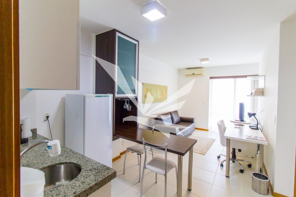 Apartamento à venda com 1 quarto, 44m² - Foto 2