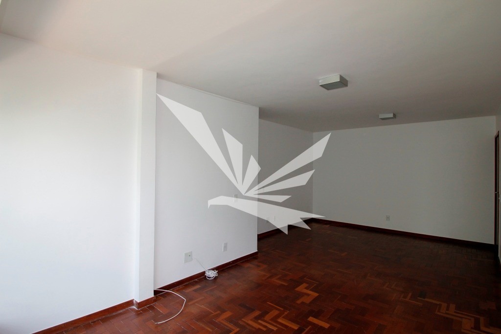 Apartamento à venda com 3 quartos, 86m² - Foto 4