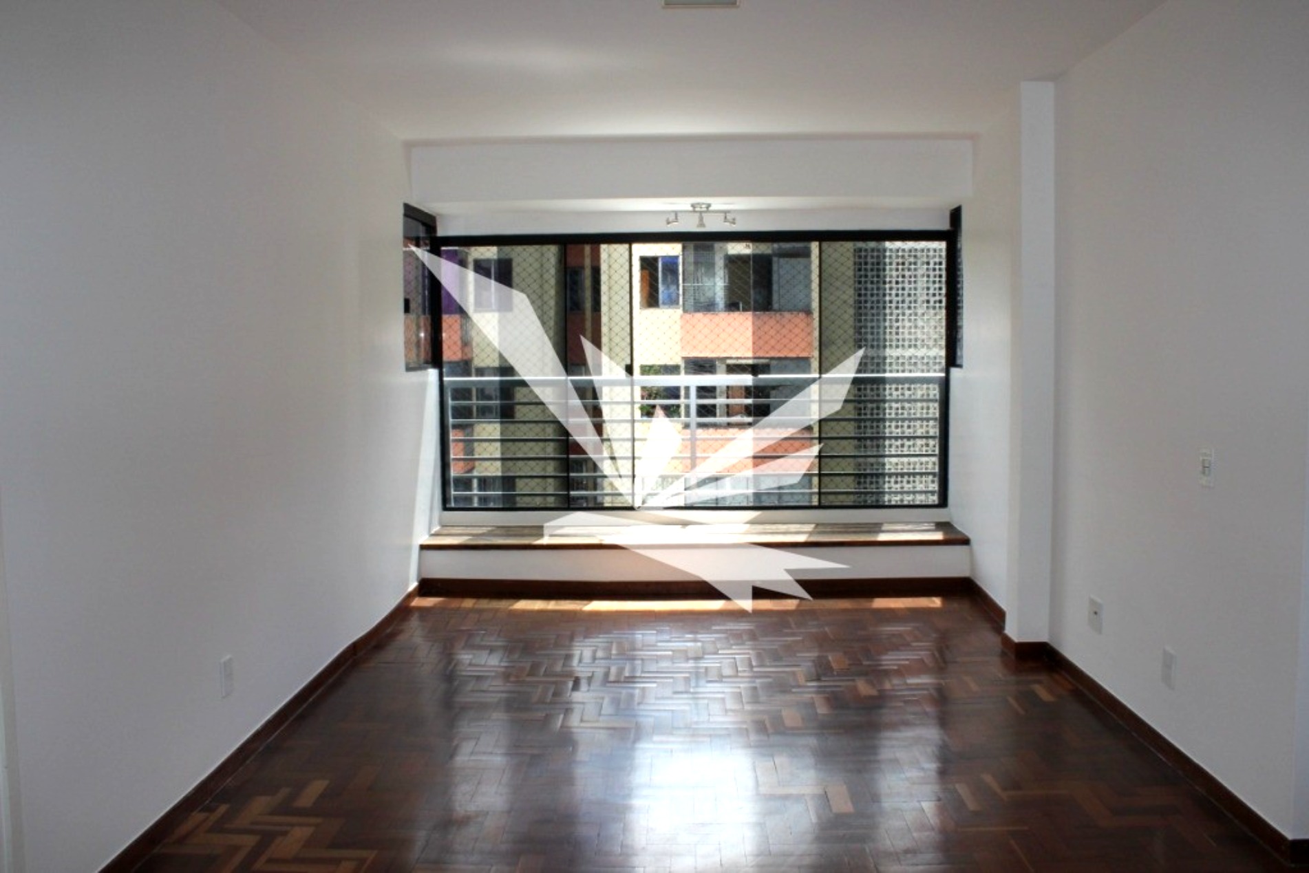 Apartamento à venda com 3 quartos, 86m² - Foto 3