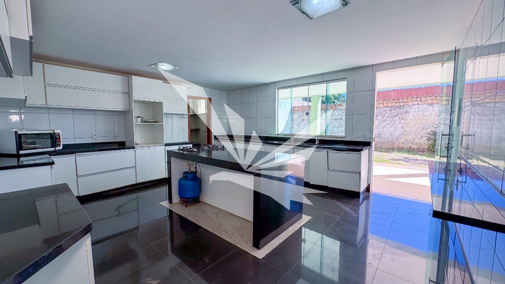 Casa à venda com 4 quartos, 970m² - Foto 18