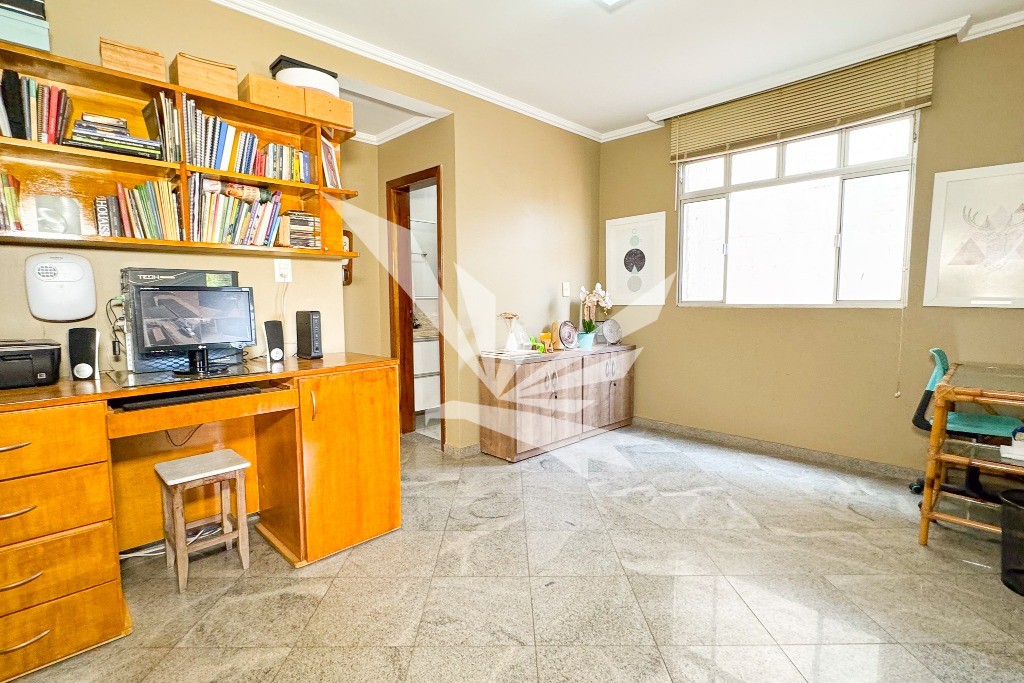 Casa à venda com 4 quartos, 269m² - Foto 13